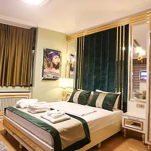 whitemoon-hotel-suites.istanbul-turkeyhotels.com/