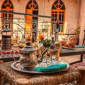 111 & 2*, Marrakesch Marokko